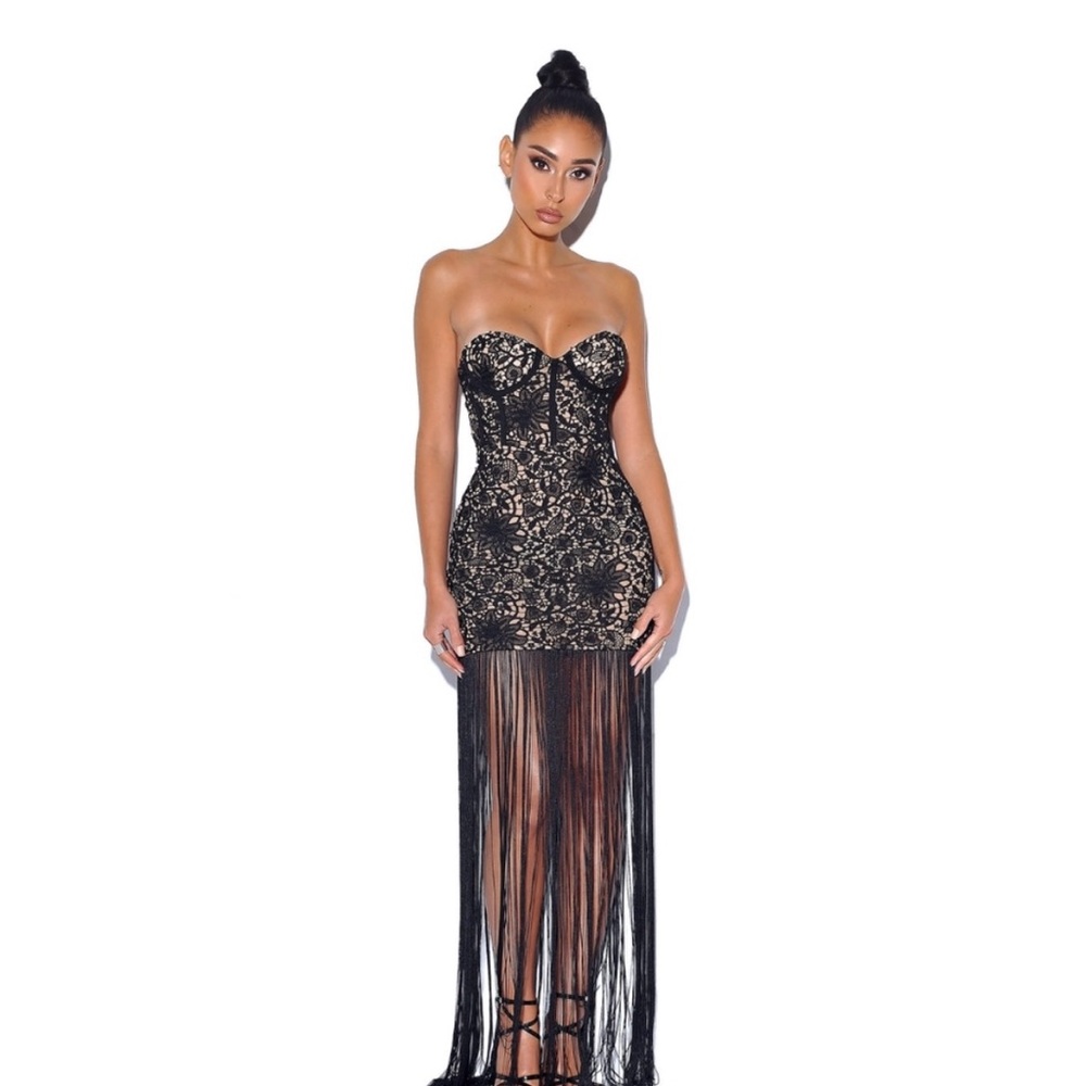 Size 12/XL MISS CIRCLE Black Lace Long Fringed Strapless Dress NEW with Tags - Picture 2 of 15